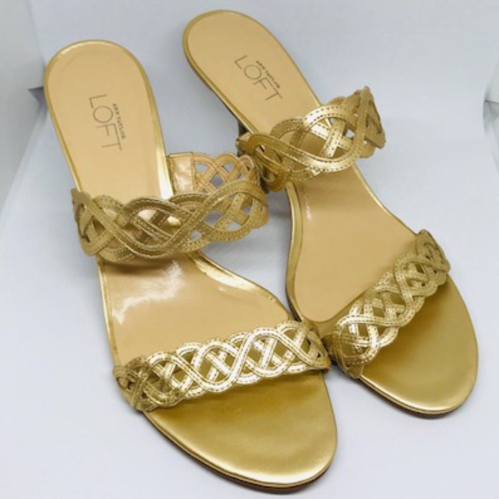 Golden high-heel mules